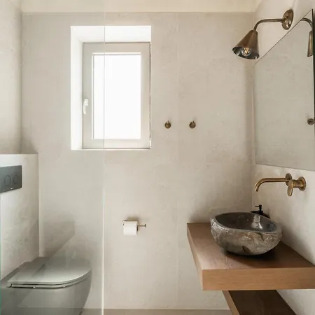 Ouranos By Select * فيسكاردو