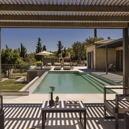 Ouranos By Select فيسكاردو